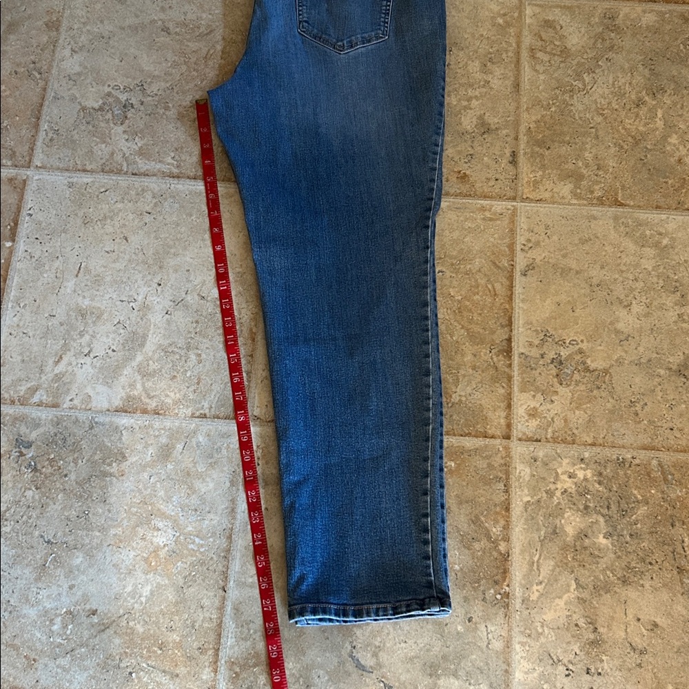 Gloria Vanderbilt Amanda Blue Jeans - Picture 3 of 10